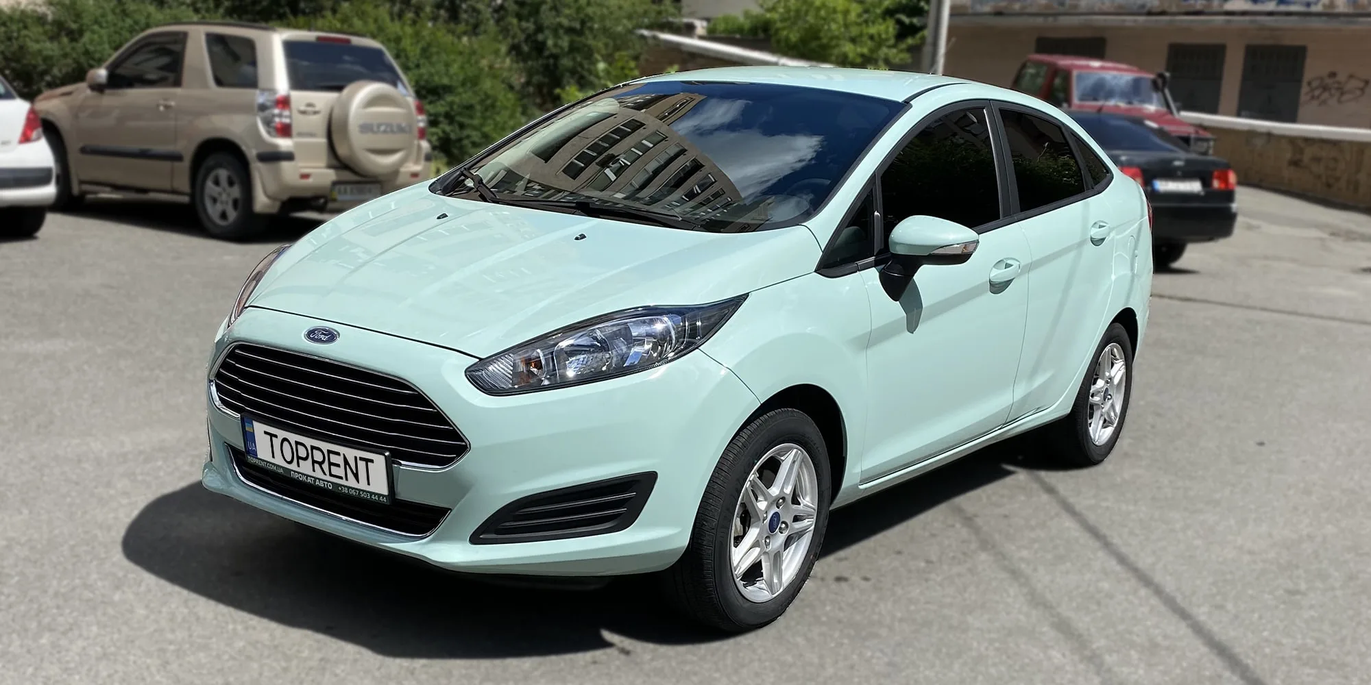 Rent a car Ford Fiesta sedan climate - photo 3 | TOPrent.ua