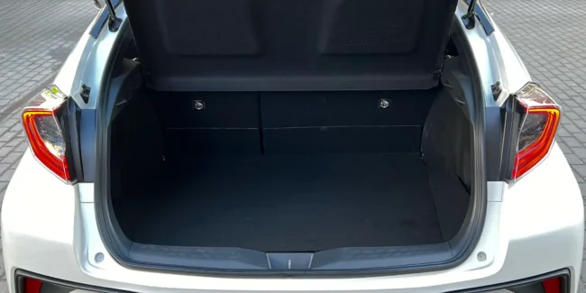 Rent a car Toyota CH-R ev - photo 7 | TOPrent.ua