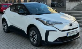 Toyota CH-R ev